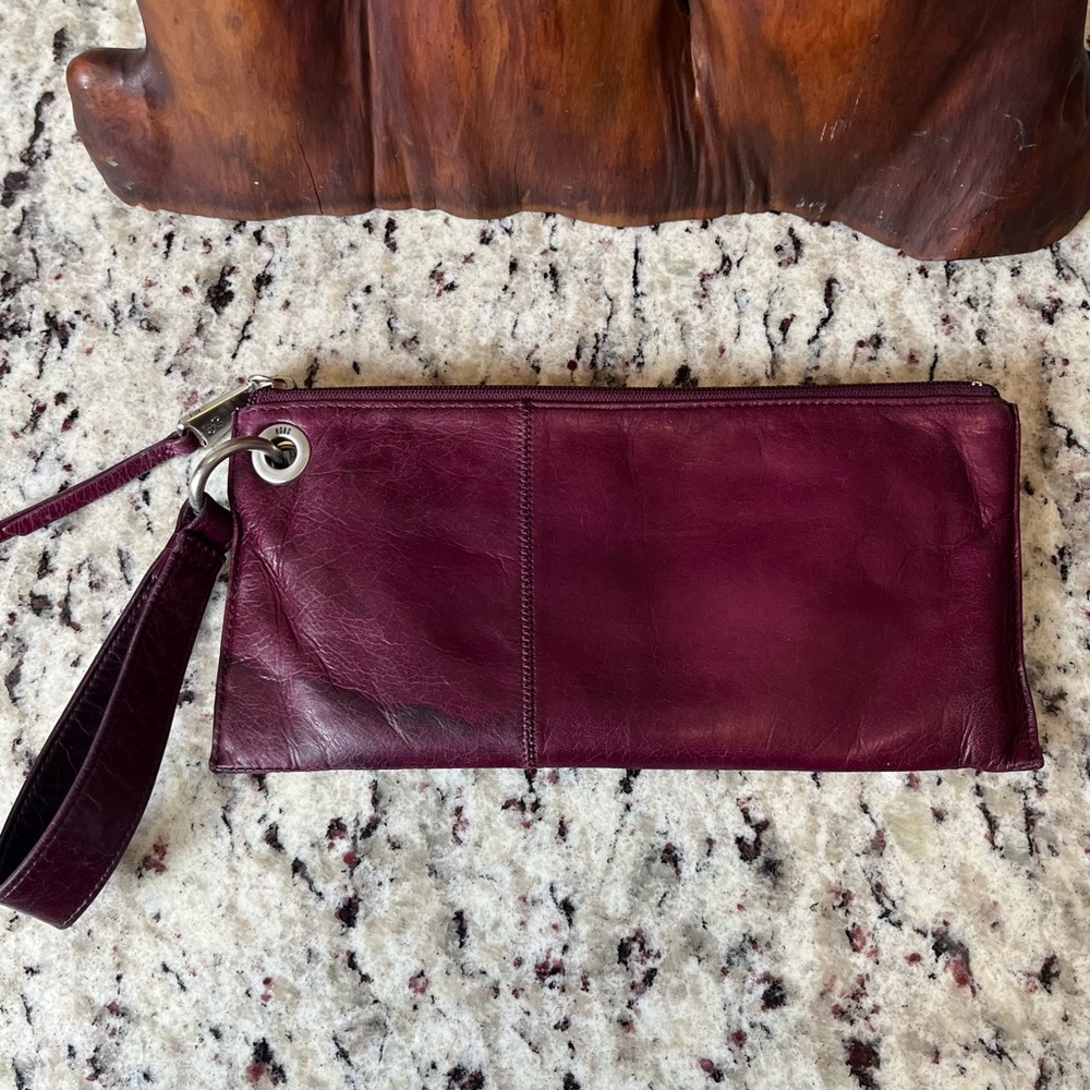 Vintage HOBO Vida Wristlet - Picture 3 of 10